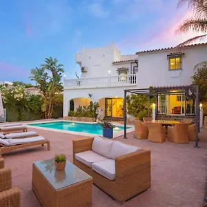 Family Mijas-costa Close To The Villa Fuengirola