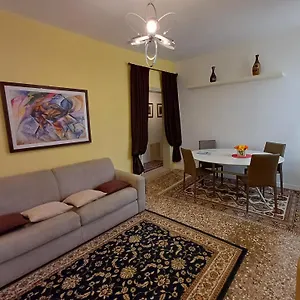 https://fortuny-loft.hotelslidodijesolo.com